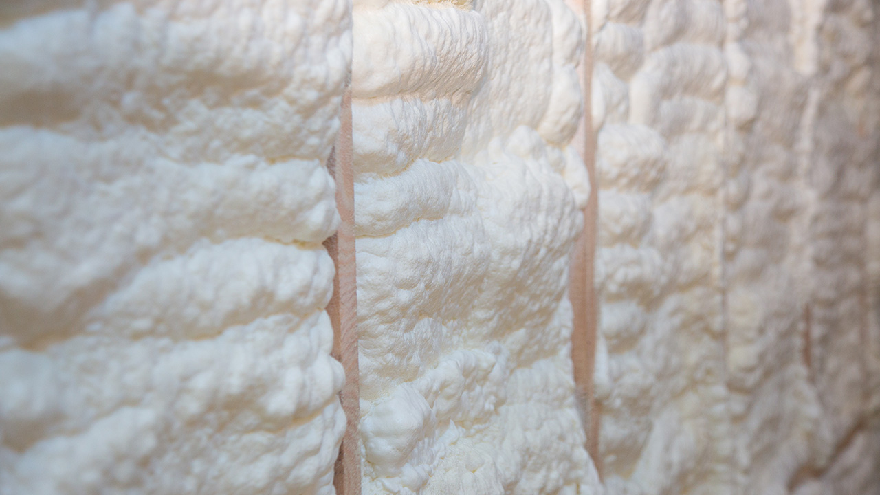 Insulation with polyurethane foam
